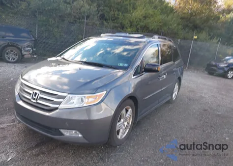 2011 Honda Odyssey Touring/Touring Elite из США, поврежденный, VIN 5FNRL5H93BB015336